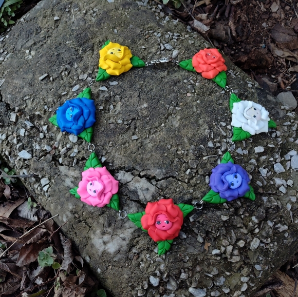 🌺The🥀Talking🌹Flowers 🌼🌸Necklace - Picture 3 of 10